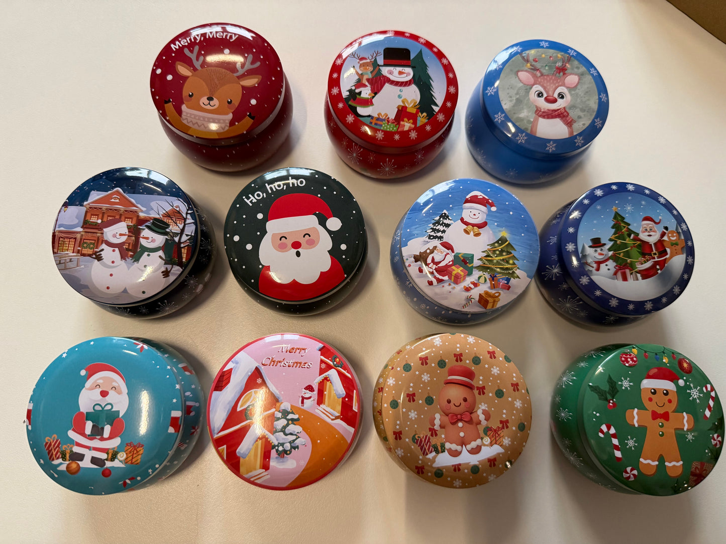 Weihnachtskerze in Dose